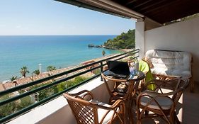 Glyfada House On The Sea